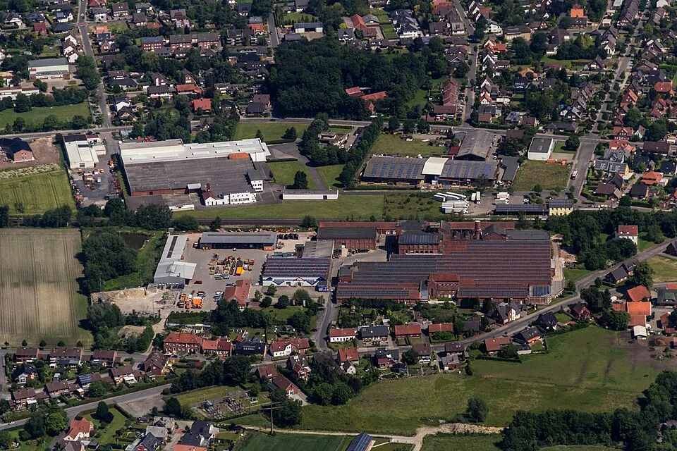 Bahninfrastruktur – Symbolfoto zu „Integrierte Betriebsdienste für ein Beratungsunternehmen“.