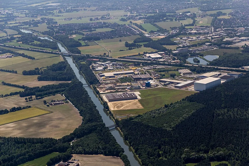 Bürogebäude und Arbeitsumgebung – Symbolfoto zu „Sicherheitsmanagement für eine Ingenieurberatung“.