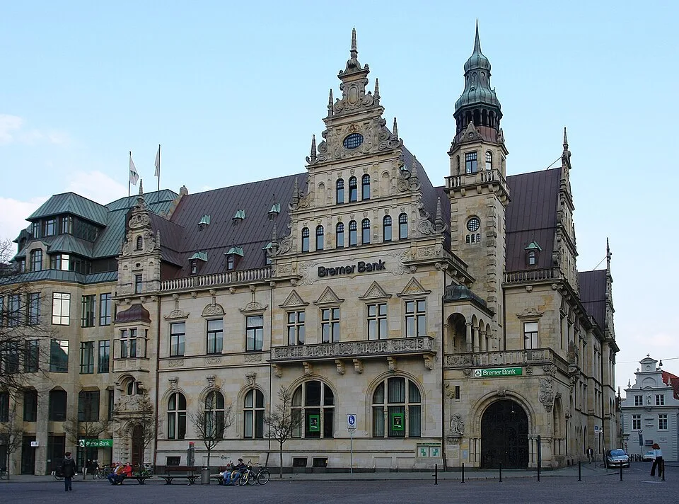 Gebäude der Finanz- und Dienstleistungswirtschaft – Symbolfoto zu „Sammelrentenversicherung zur Absicherung von Versorgungsleistungen“.
